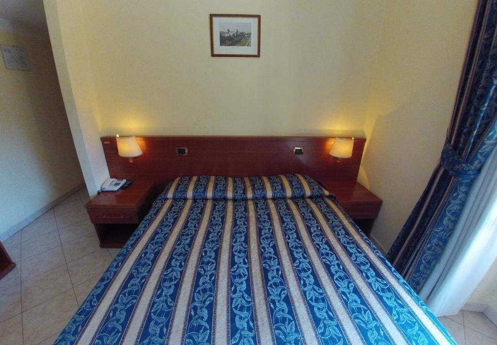 Hotel Ferrari Rome Bilik gambar